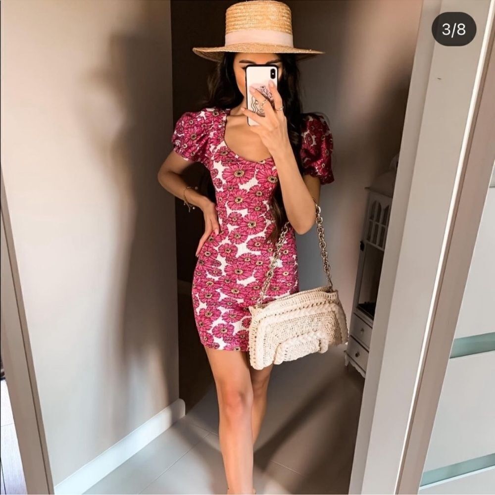 Zara elastic printed dress with ballon sleeves